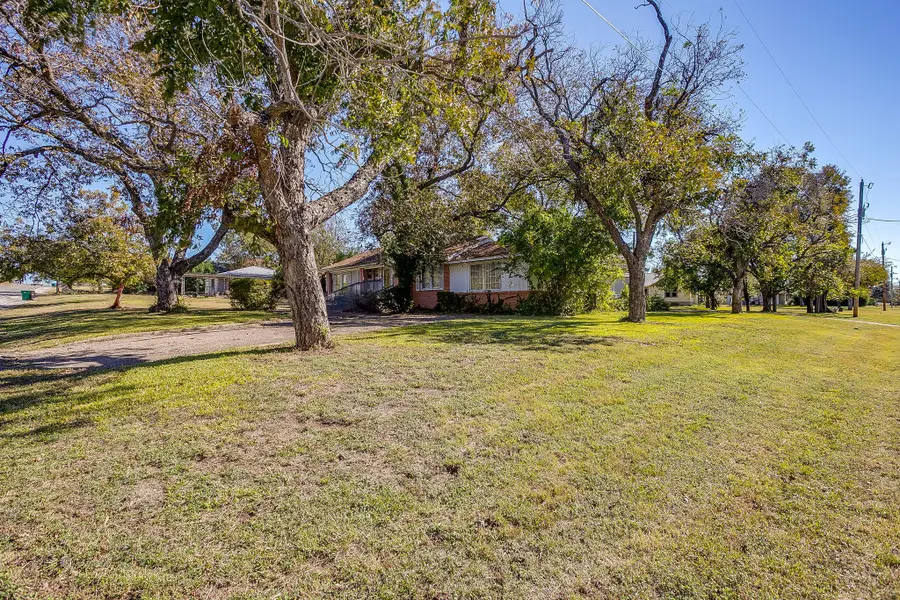 703 E Morgan, Meridian, TX 76665 - Image #3