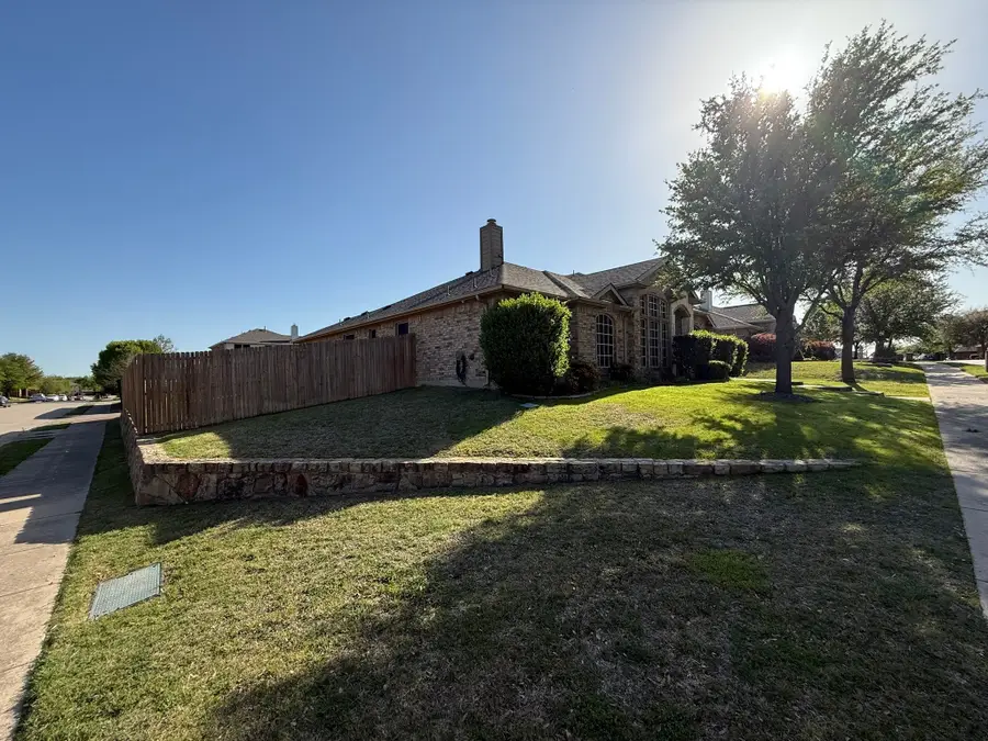1261 Highbluff Lane, Rockwall, TX 75087 - Image #3