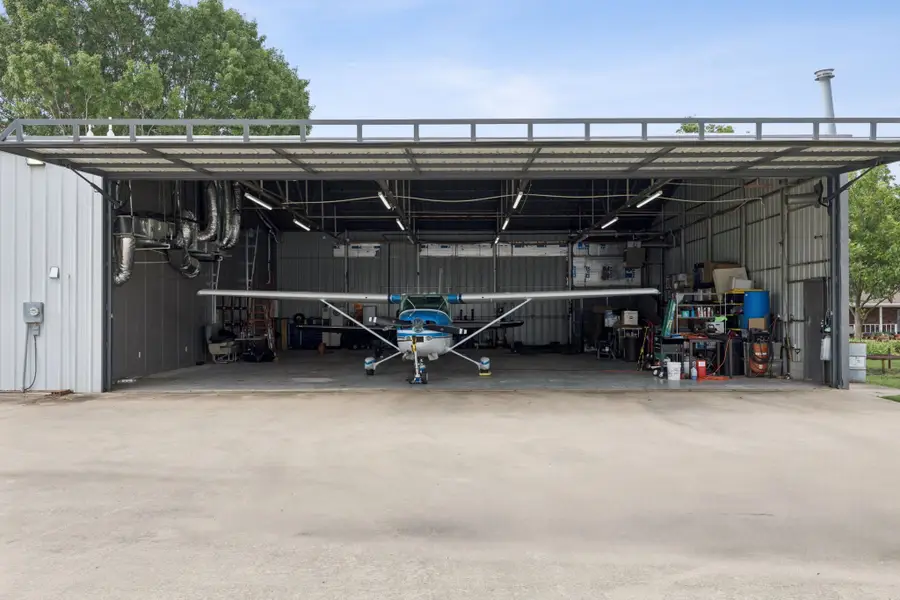 275 Aero Country Road, McKinney, TX 75071 - Image #2