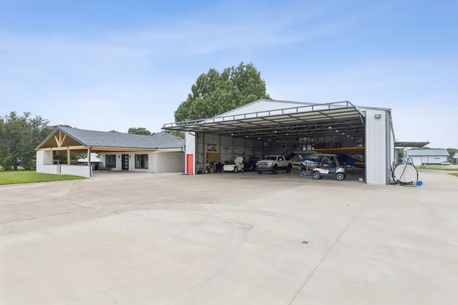 275 Aero Country Road, McKinney, TX 75071 - Image #3