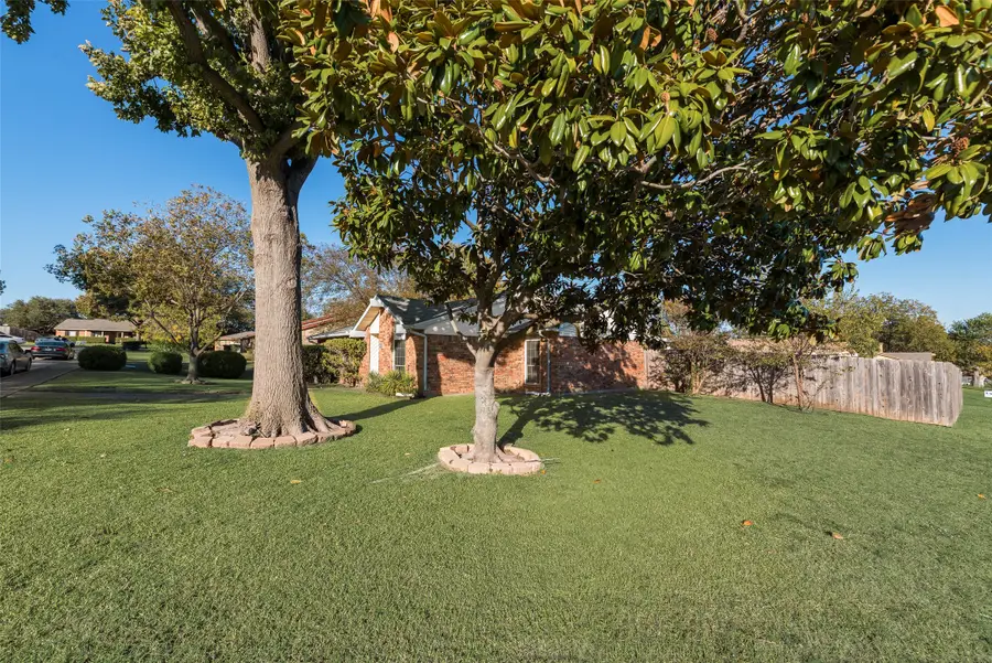 523 Faye Street, Desoto, TX 75115 - Image #3