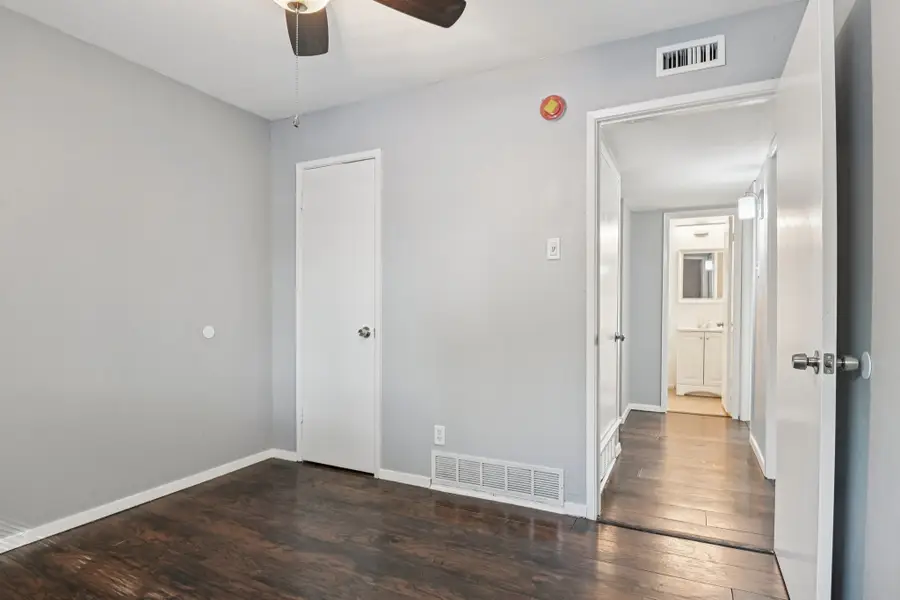 109 Harper Court, Grand Prairie, TX 75051 - Image #3