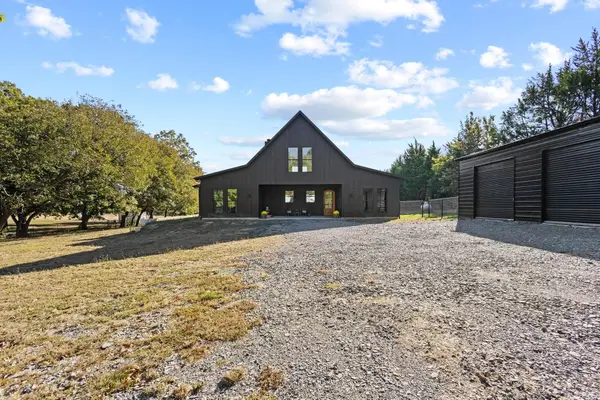 430 N Washburn Road, Bells, TX 75414