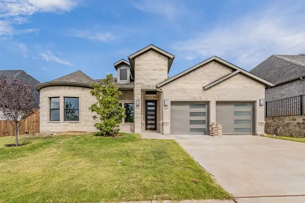 6425 St George Court, North Richland Hills, TX 76180