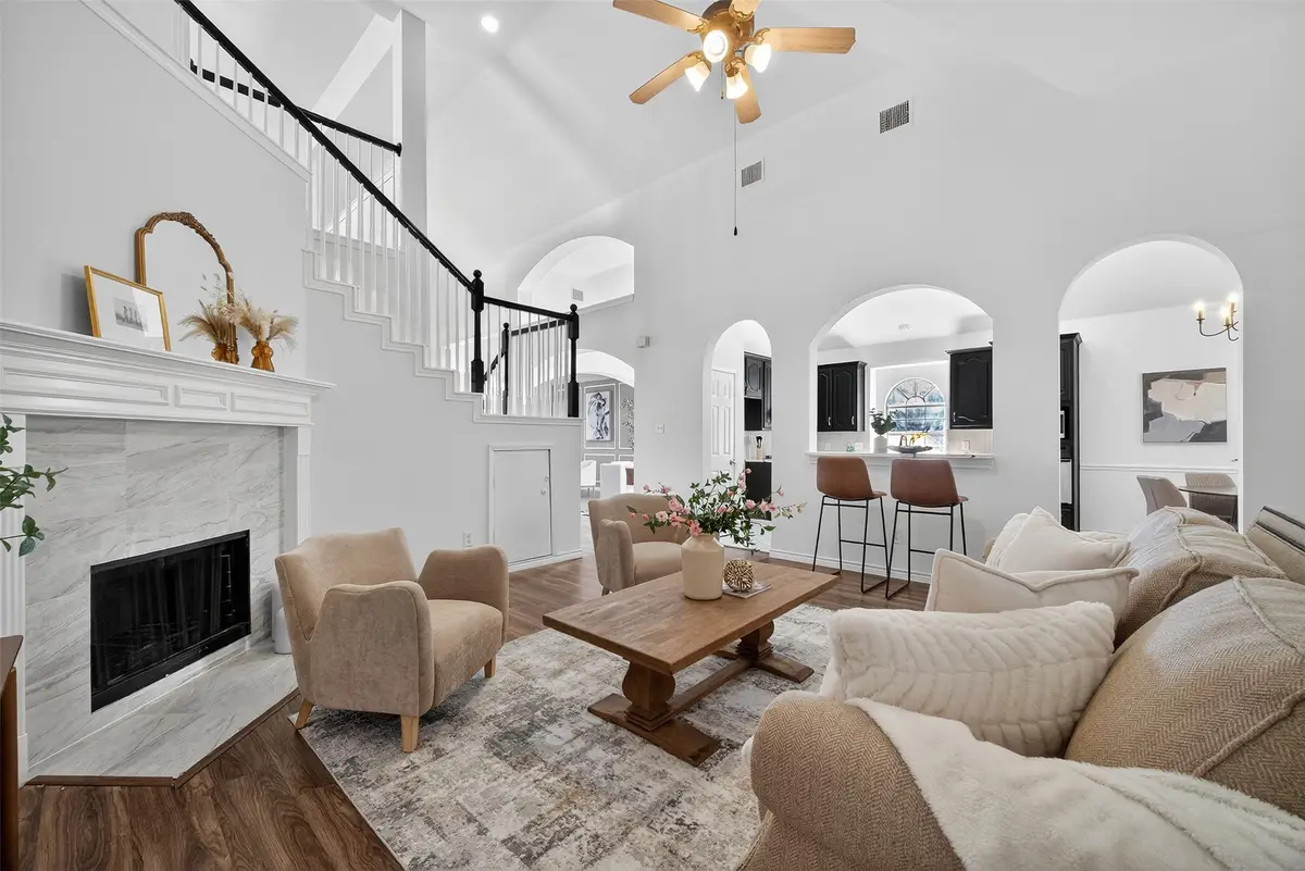 7854 Creek Meadows Drive, Fort Worth, TX 76133 - Image #1