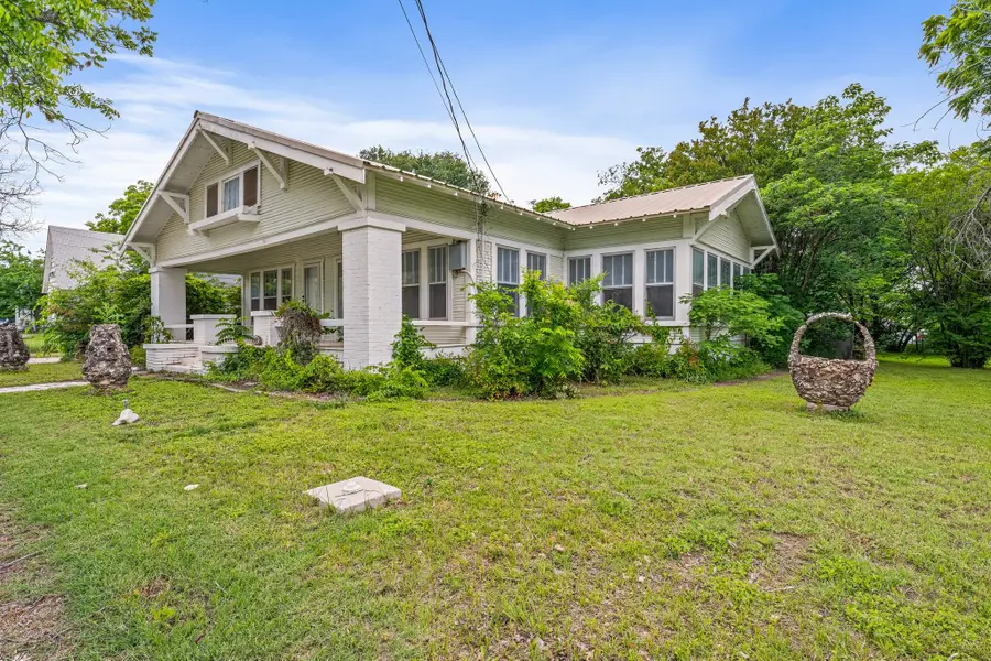 817 W Long Street, Stephenville, TX 76401 - Image #3