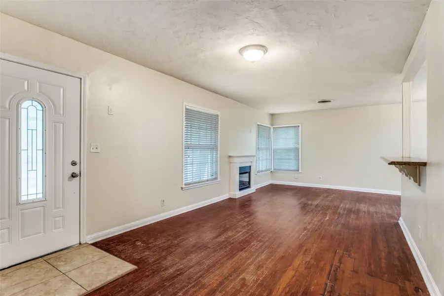 7349 Brazos Avenue, Fort Worth, TX 76116 - Image #3