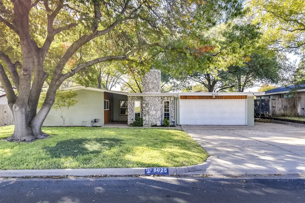 8025 Redwood Drive, Benbrook, TX 76116 - Image #1