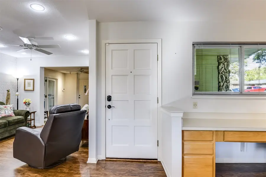 8025 Redwood Drive, Benbrook, TX 76116 - Image #3