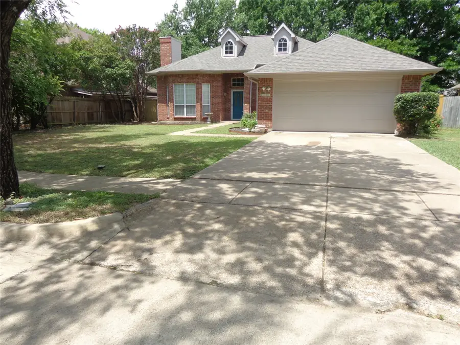 4421 Rosedale Drive, Grand Prairie, TX 75052 - Image #2