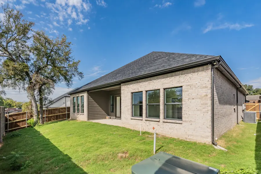 6428 St. George Court, North Richland Hills, TX 76180 - Image #3