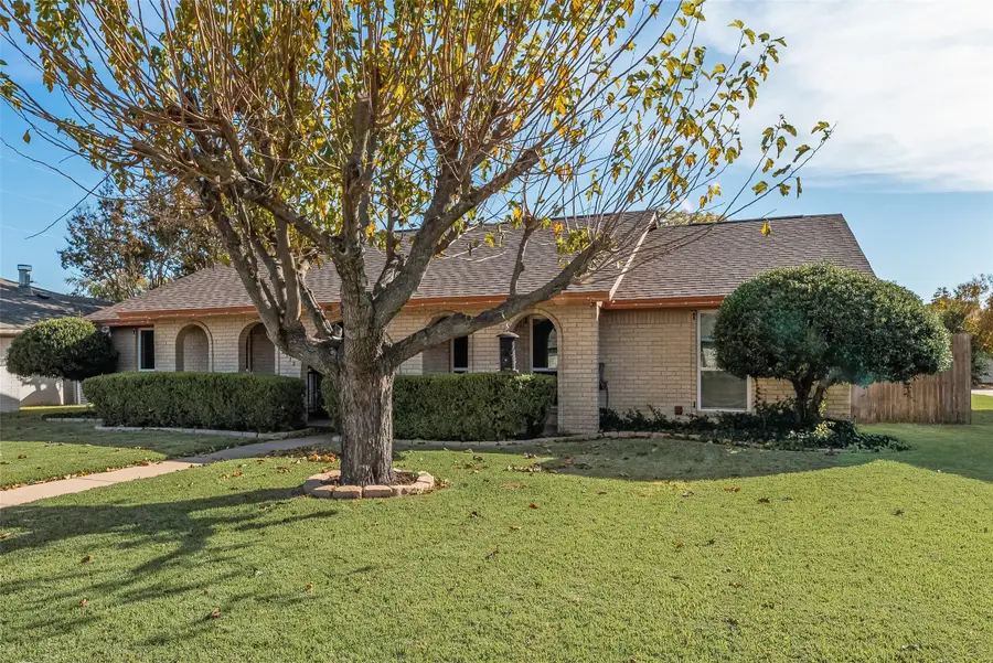 2112 Plymouth Rock Drive, Richardson, TX 75081 - Image #2