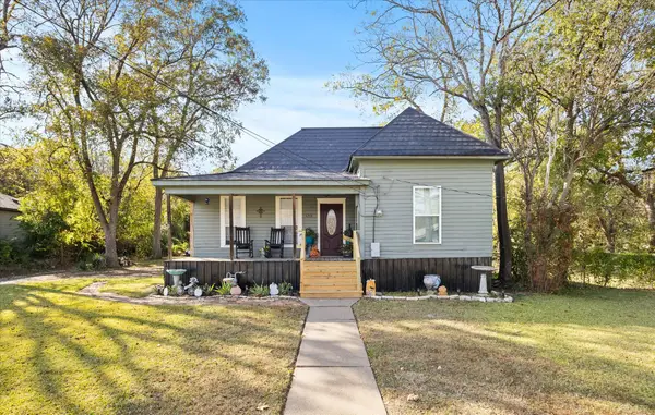1216 Wesley Street, Greenville, TX 75401