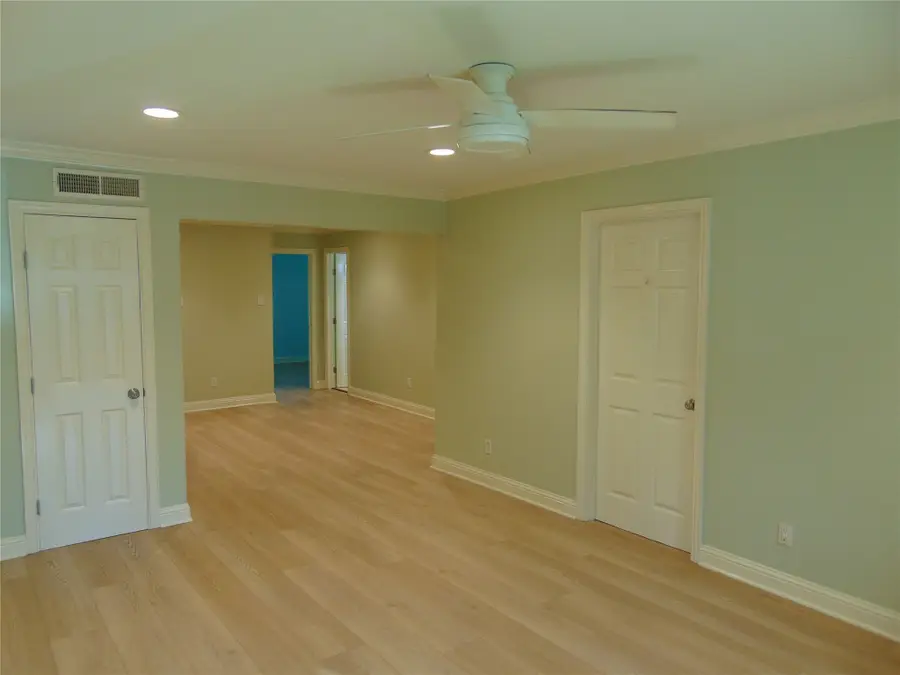 4816 Amesbury Drive #227, Dallas, TX 75206 - Image #3