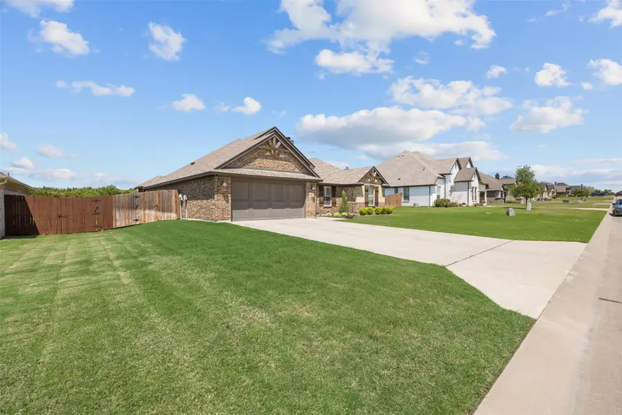 113 Treys Way, Godley, TX 76044 - Image #2