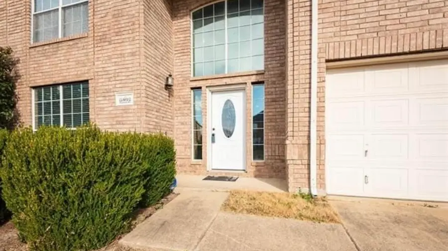 6502 Toscano, Rowlett, TX 75089 - Image #2
