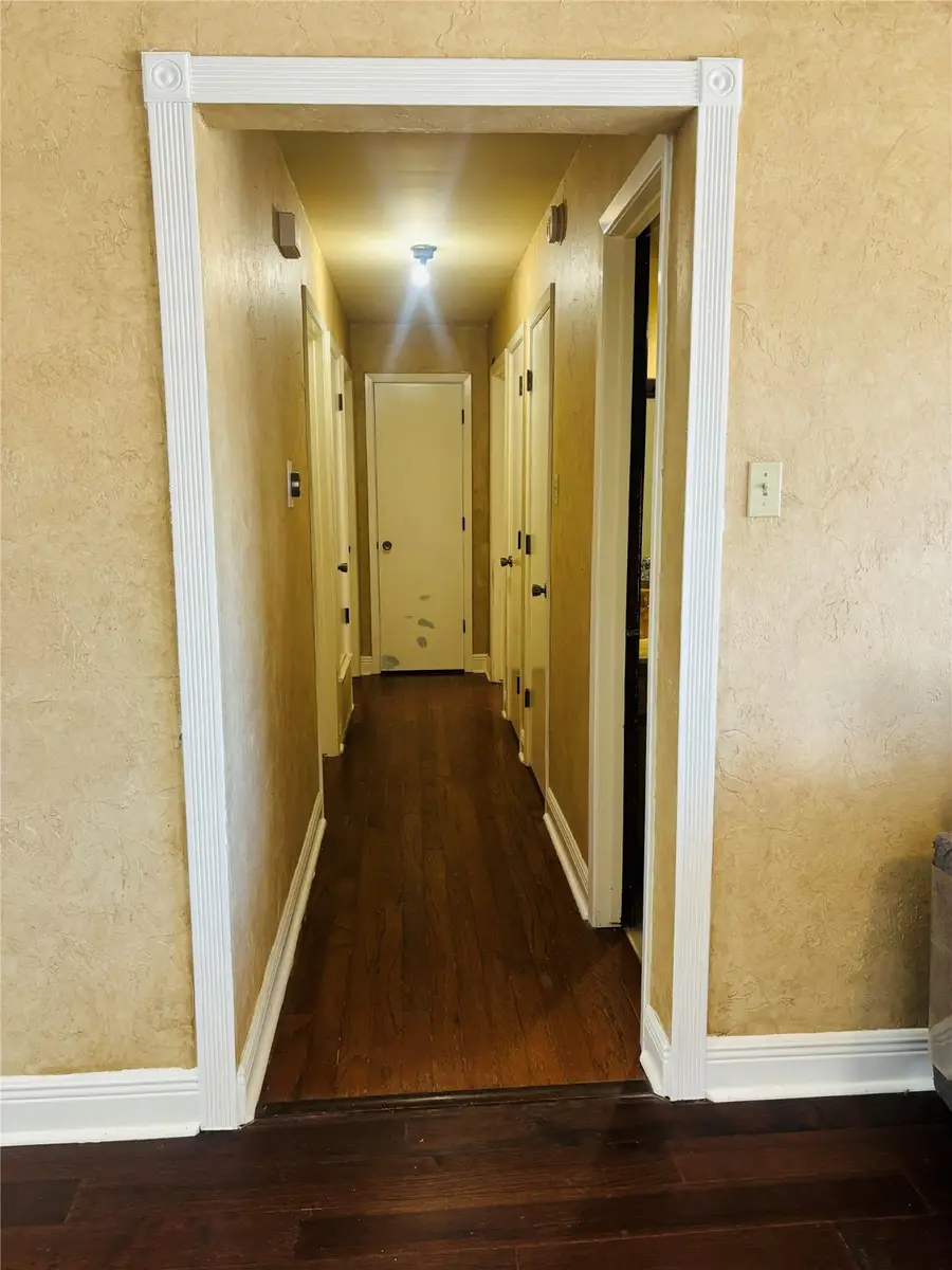 301 E Milas Lane, Glenn Heights, TX 75154 - Image #3