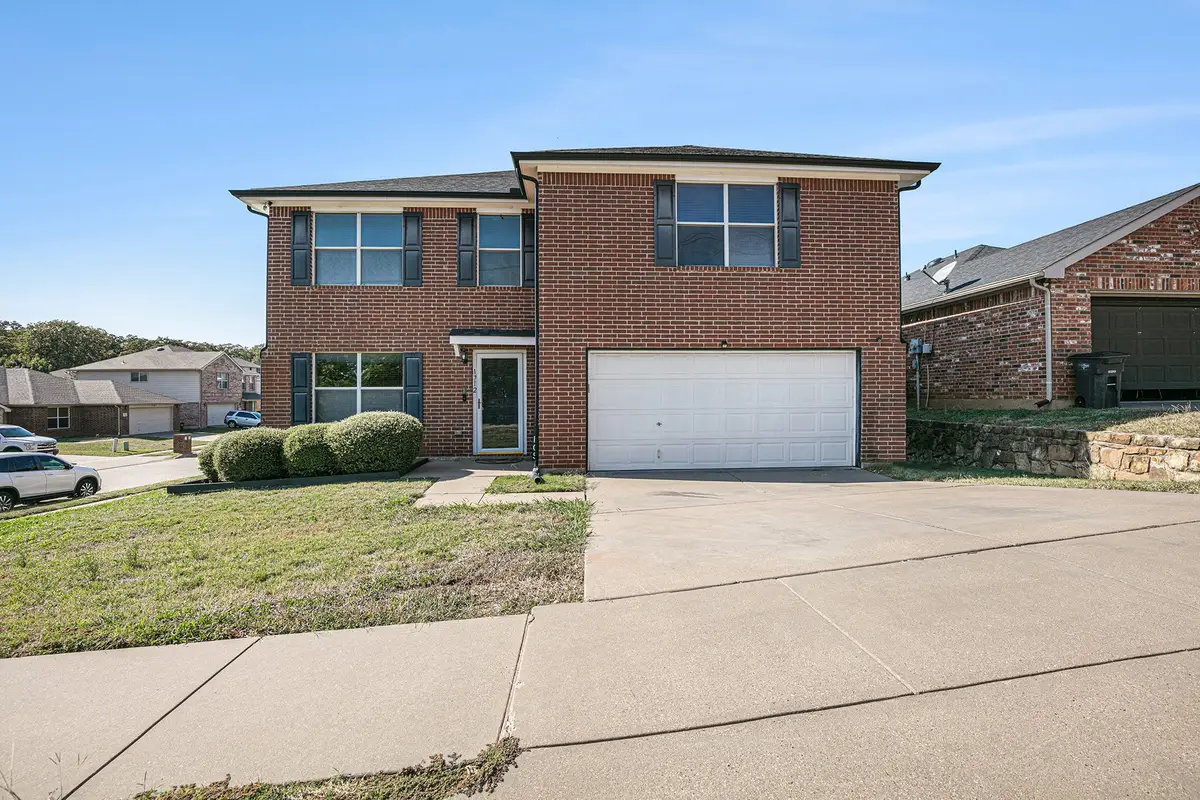 1712 Morrison Drive, Fort Worth, TX 76112 - Image #1
