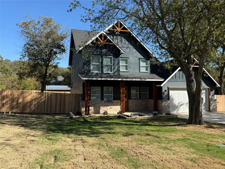 514 NE 6th Avenue, Mineral Wells, TX 76067 - Image #3