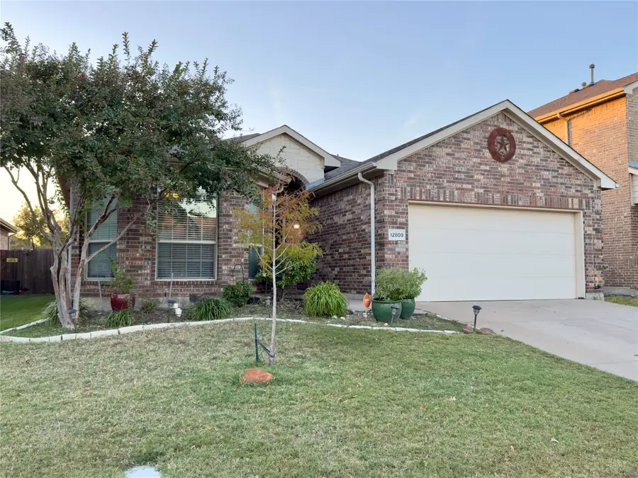 12809 Hidden Valley Court, Fort Worth, TX 76177 - Image #2