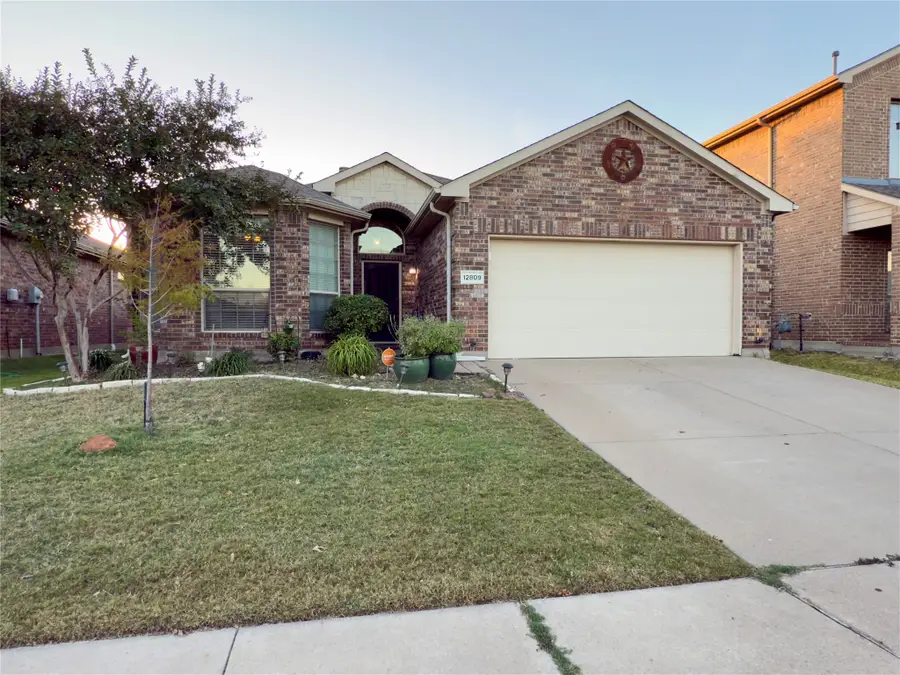 12809 Hidden Valley Court, Fort Worth, TX 76177 - Image #3