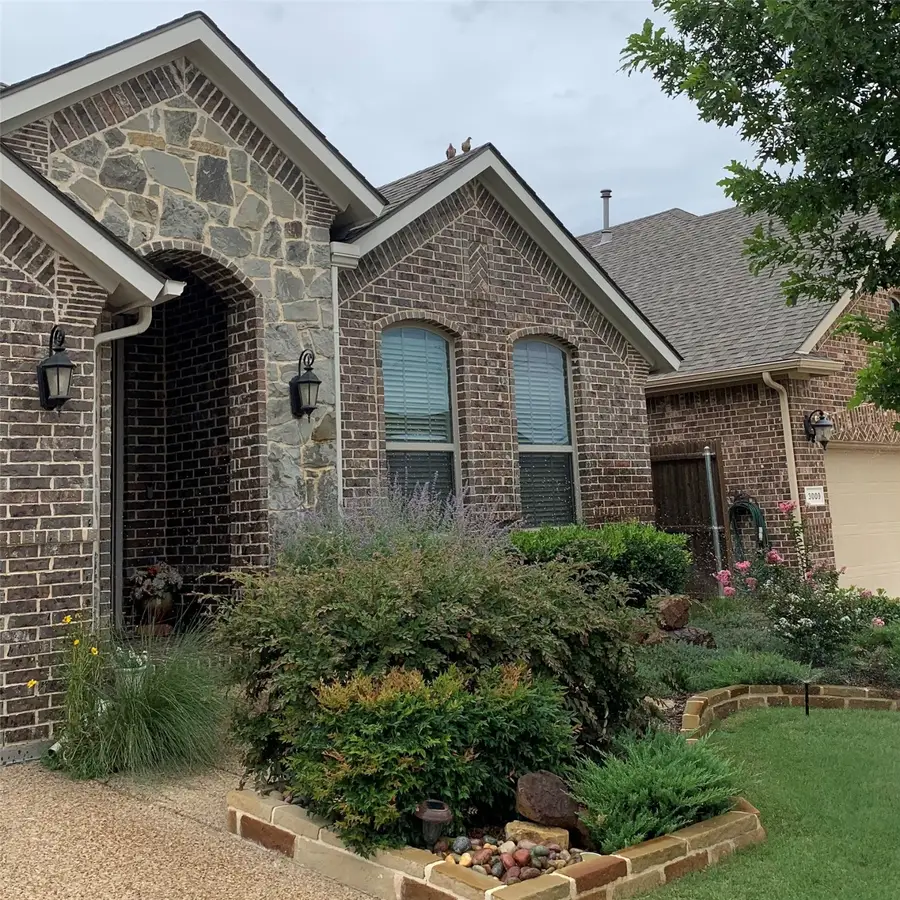 3001 Bella Lago Drive, Fort Worth, TX 76177 - Image #2