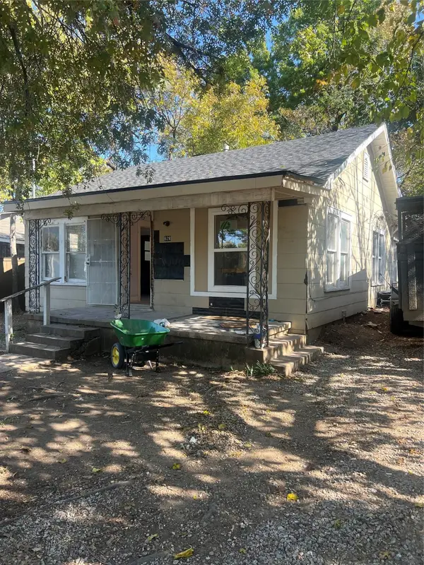 628 S Westmoreland Road, Dallas, TX 75211