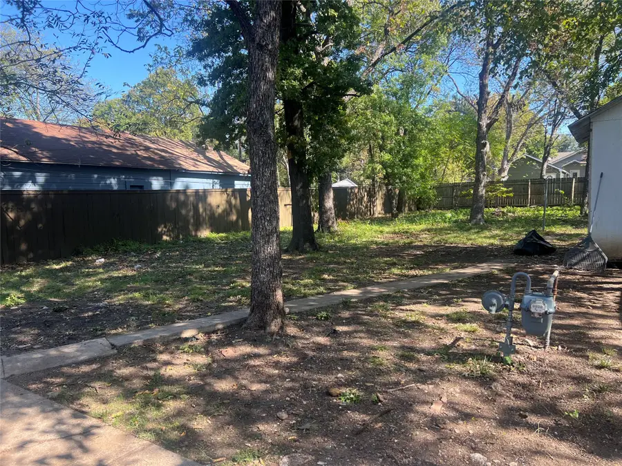 628 S Westmoreland Road, Dallas, TX 75211 - Image #2