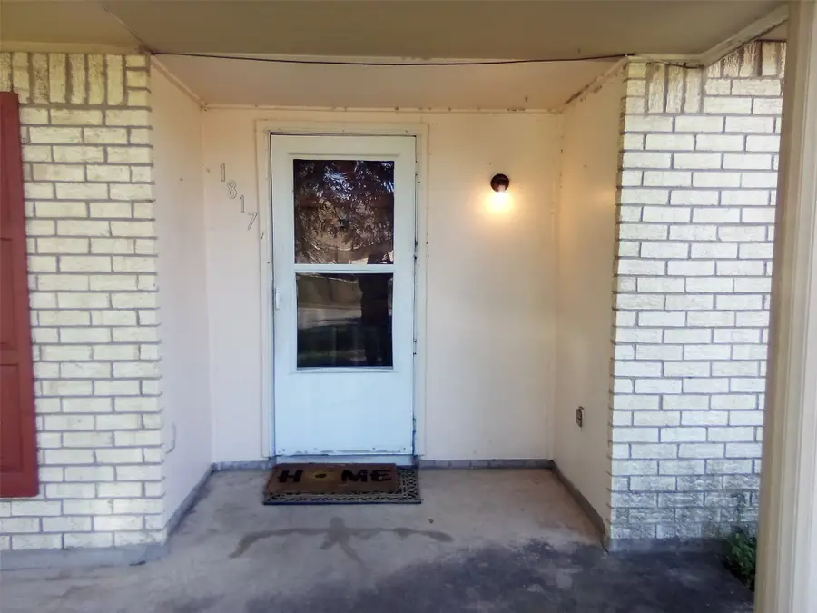 1817 Vine Drive, Garland, TX 75040 - Image #2