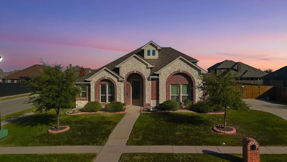 1118 Autumn Trail, Waxahachie, TX 75165 - Image #1