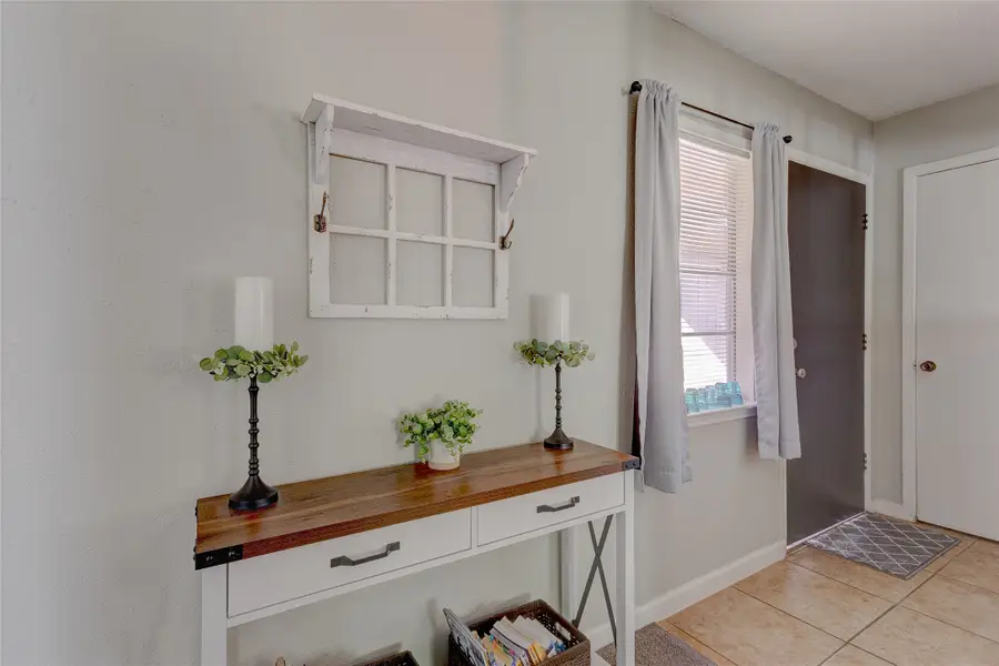 1609 Lee Street, Kaufman, TX 75142 - Image #2