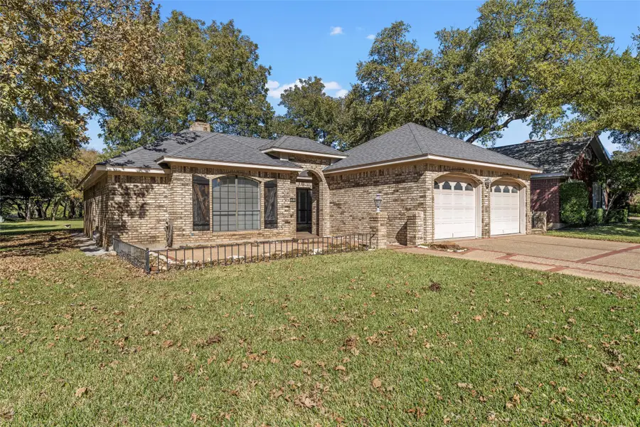 3601 Willow Bend Circle, Waco, TX 76708 - Image #2