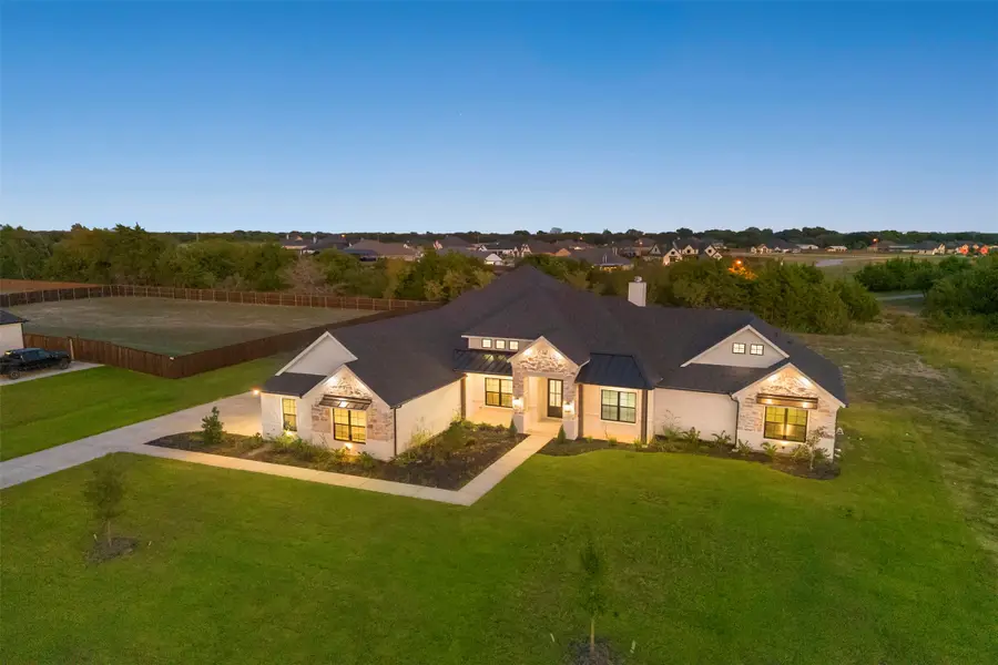 157 Aiden Drive, Waxahachie, TX 75165 - Image #2