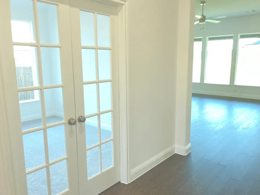 220 Pine Leaf Trail, Waxahachie, TX 75165 - Image #3