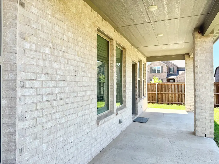 421 Acton Avenue, Fort Worth, TX 76131 - Image #3