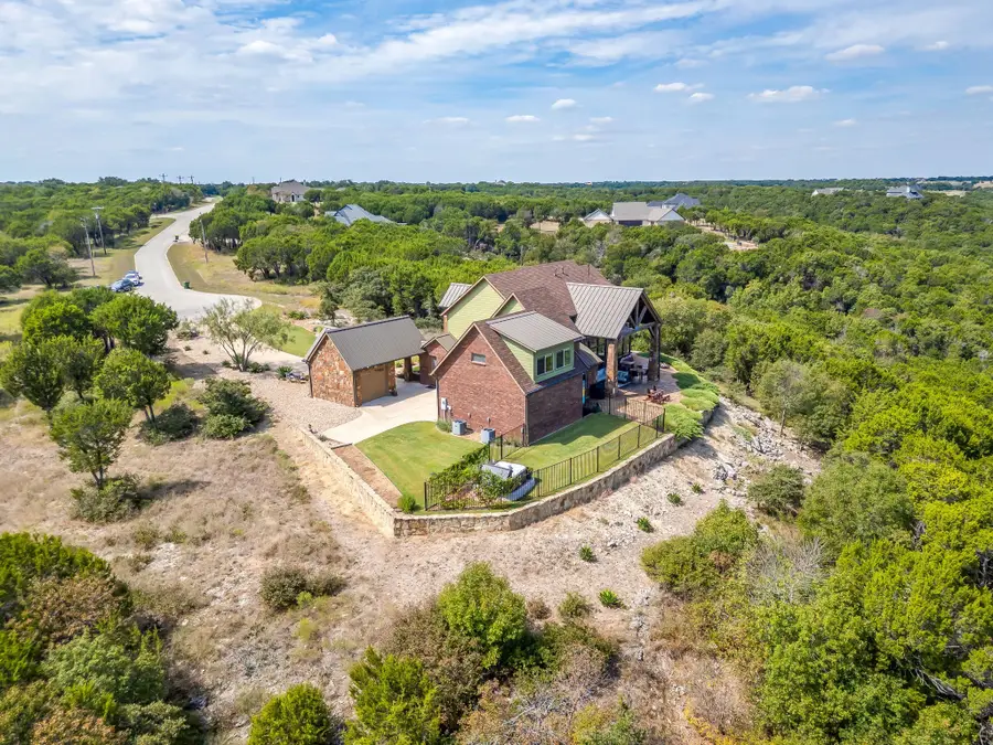 8225 Scotscraig Court, Cleburne, TX 76033 - Image #2