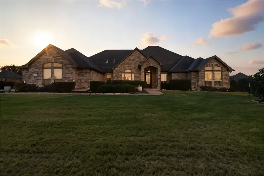 5661 Posada Drive, Crowley, TX 76036 - Image #3