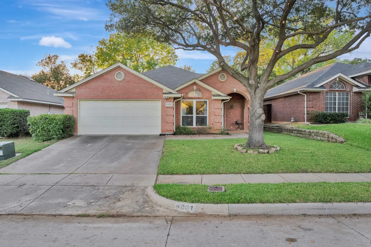 4201 Slick Rock Drive, Benbrook, TX 76040 - Image #1