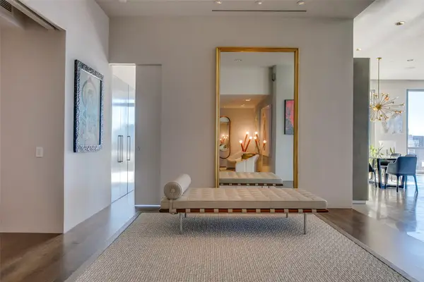 1717 Arts Plaza #1915, Dallas, TX 75201