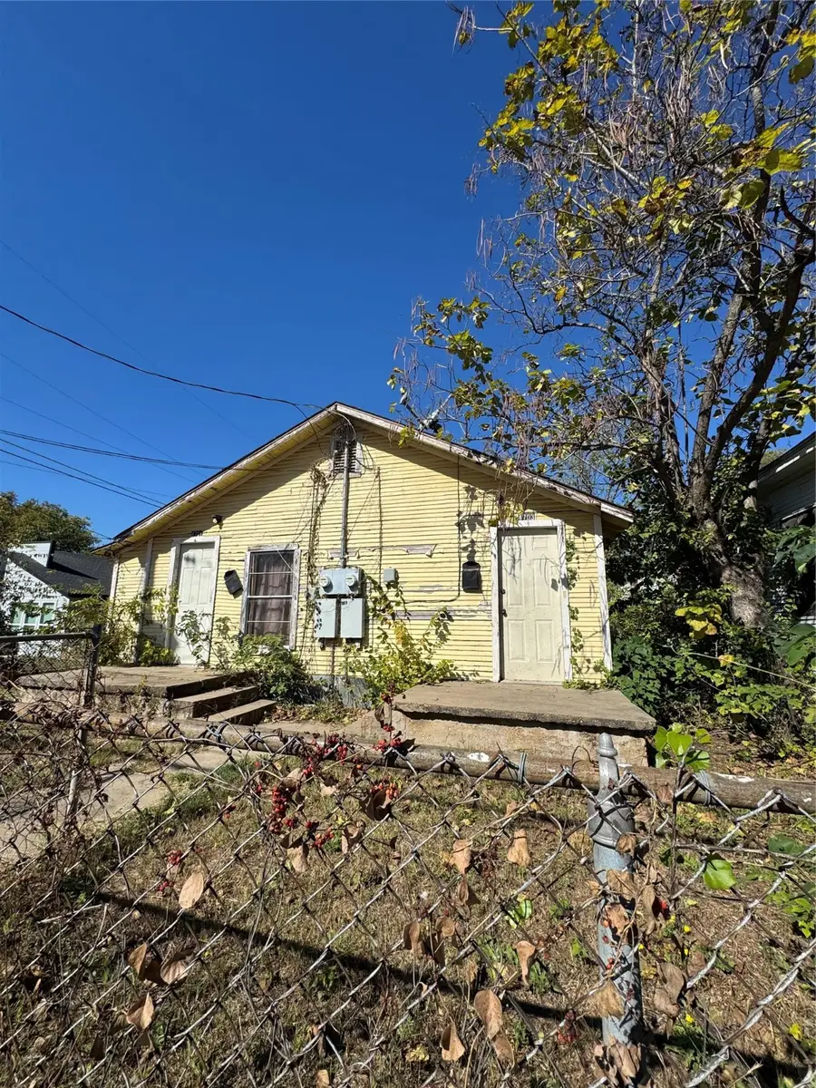 4701 Collins Avenue, Dallas, TX 75210 - Image #2