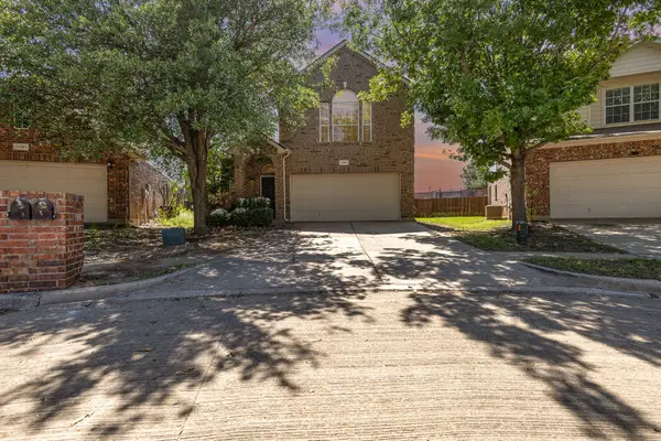 11801 Cottontail Drive, Fort Worth, TX 76244