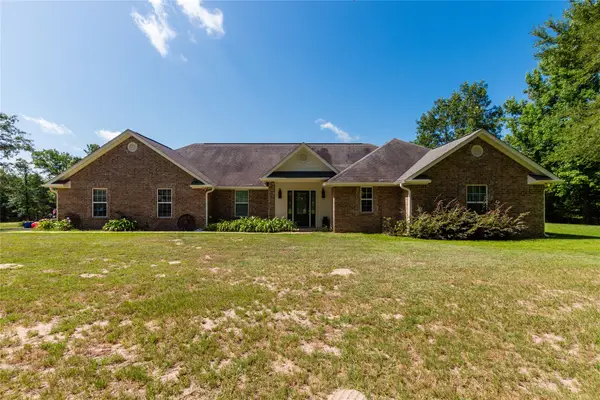 3014 Cr 3550, Holly Lake Ranch, TX 75765