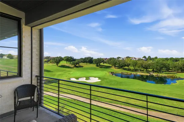 300 O Connor Ridge Boulevard #24, Irving, TX 75038