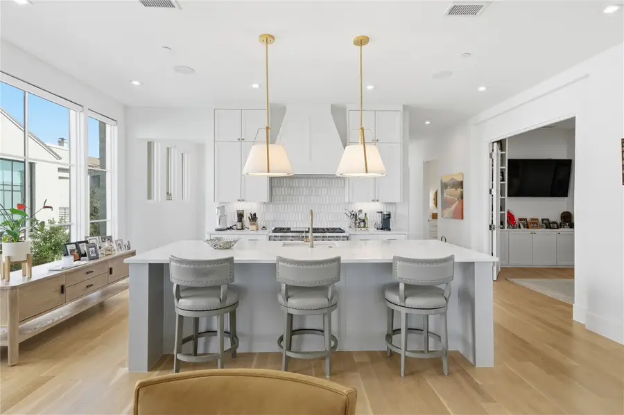 300 O Connor Ridge Boulevard #24, Irving, TX 75038 - Image #3