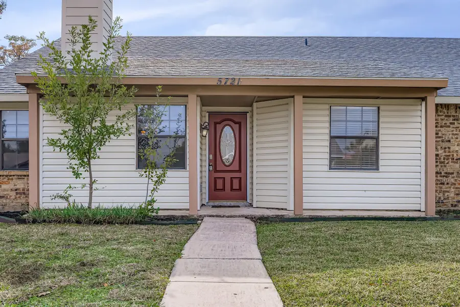 5721 Trego Street, The Colony, TX 75056 - Image #3