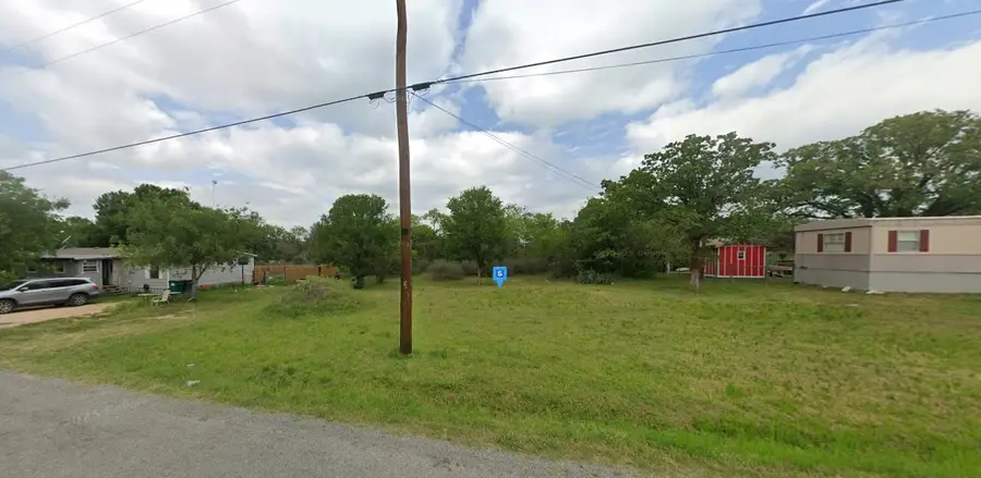 528 Iroquois Drive, Burnet, TX 78611 - Image #2
