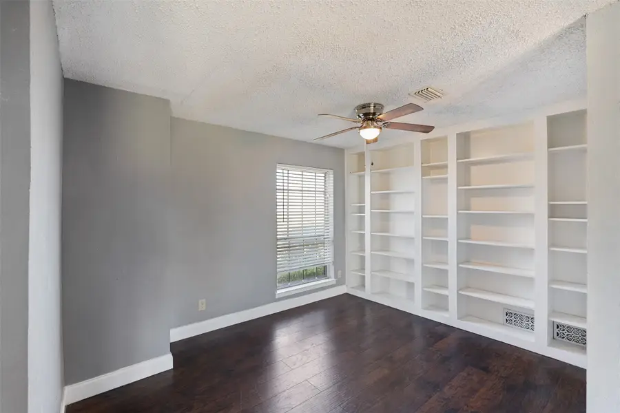 415 W Jefferson Street, Palmer, TX 75152 - Image #3