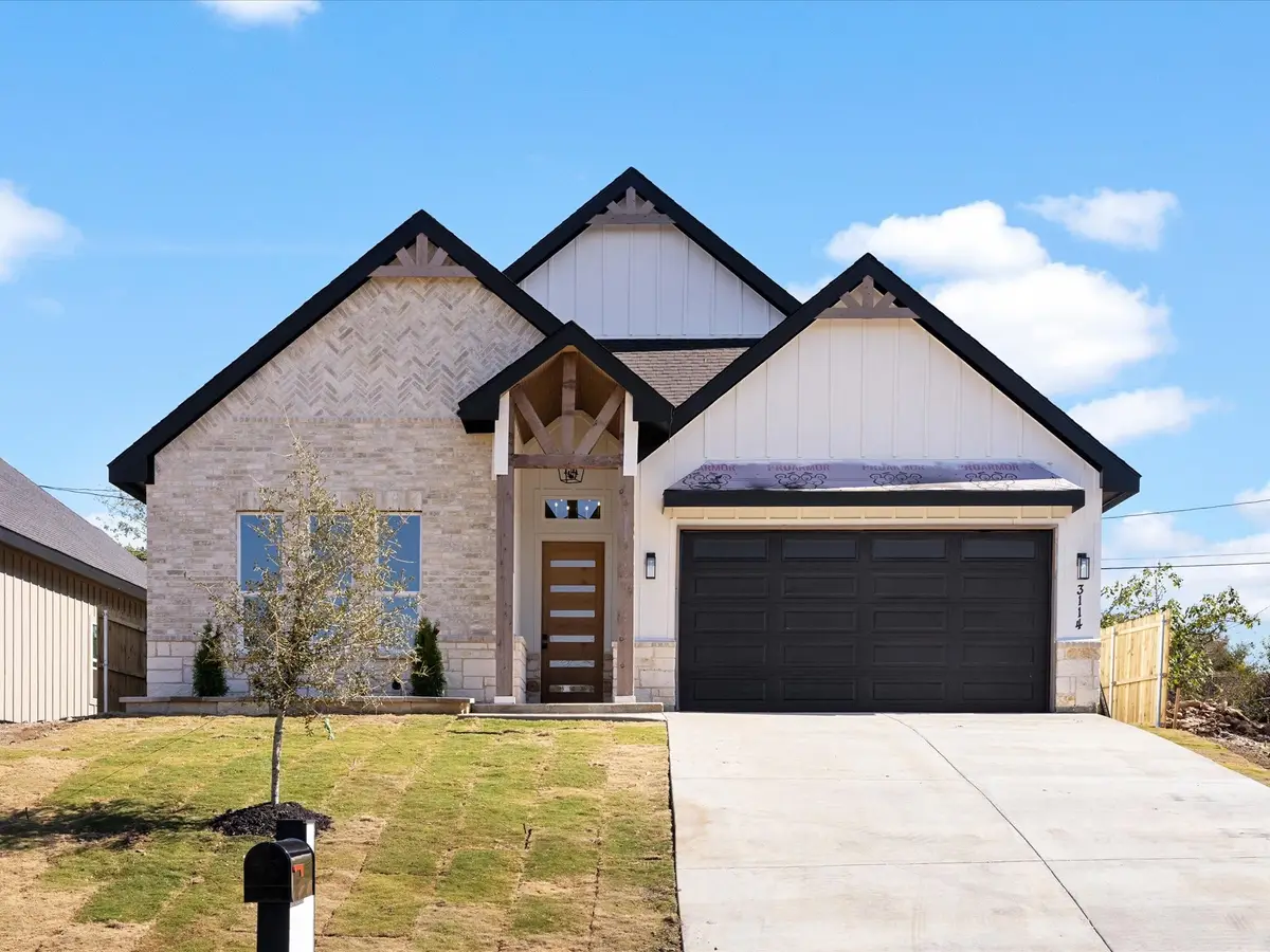 3114 N Pecan Street, Fort Worth, TX 76106 - Image #1