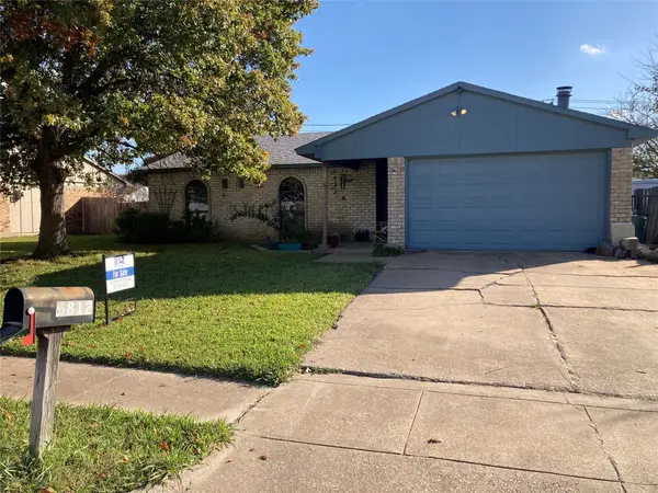 6812 Newcastle Place, North Richland Hills, TX 76182