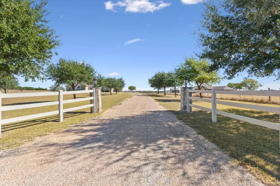 10479 Hartrick Bluff Road, Temple, TX 76502 - Image #3